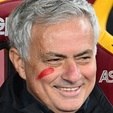 Técnico português José Mourinho deseja treinar a seleção brasileira, diz jornal britânico (Alberto PIZZOLI / AFP - 26.11.2023)